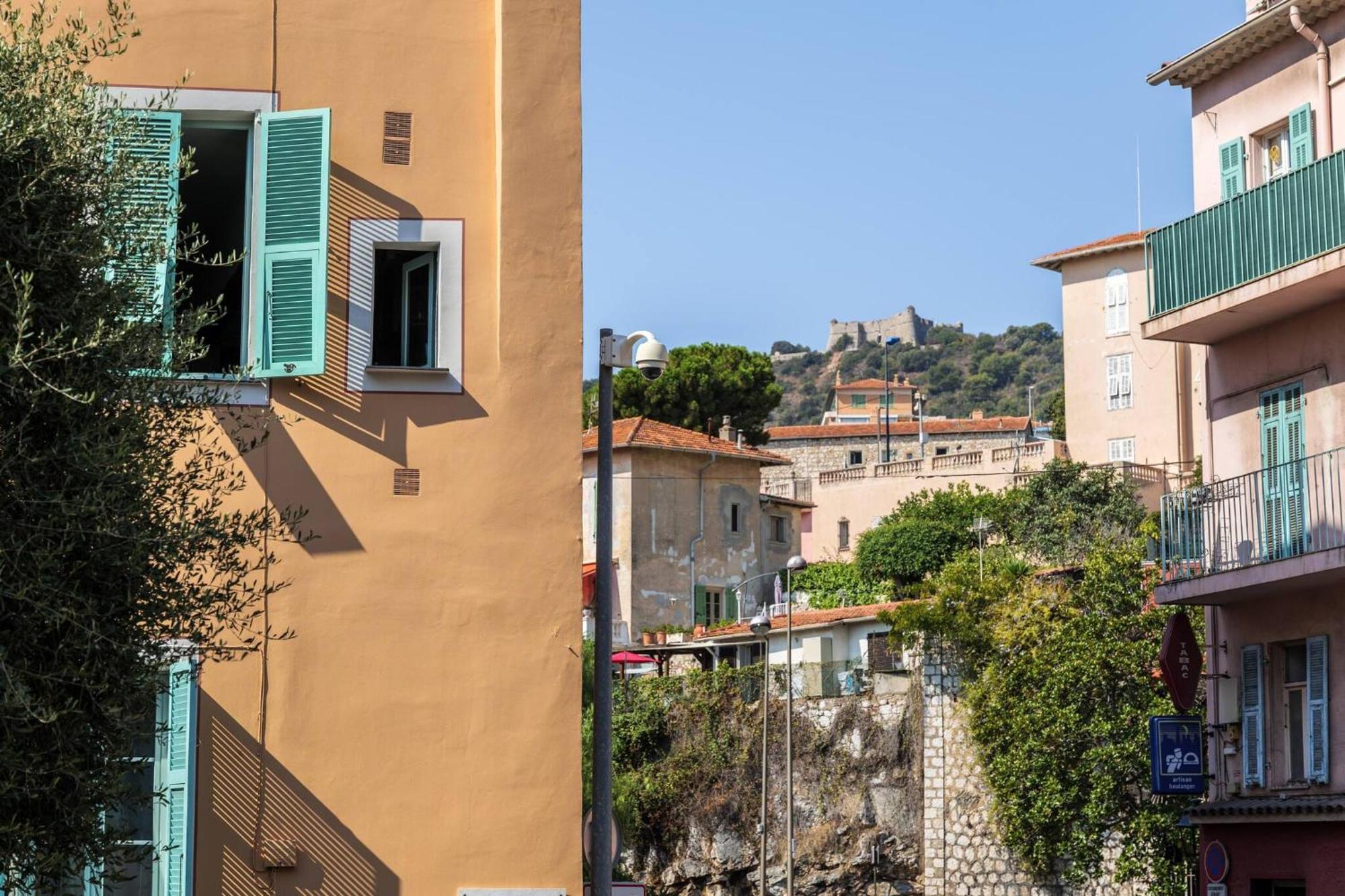 Cocon Dans La Vieille Ville Вильфранш-сюр-Мер Экстерьер фото